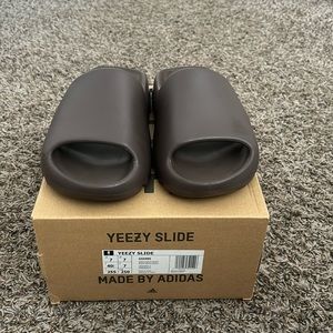 Adidas Yeezy Slides